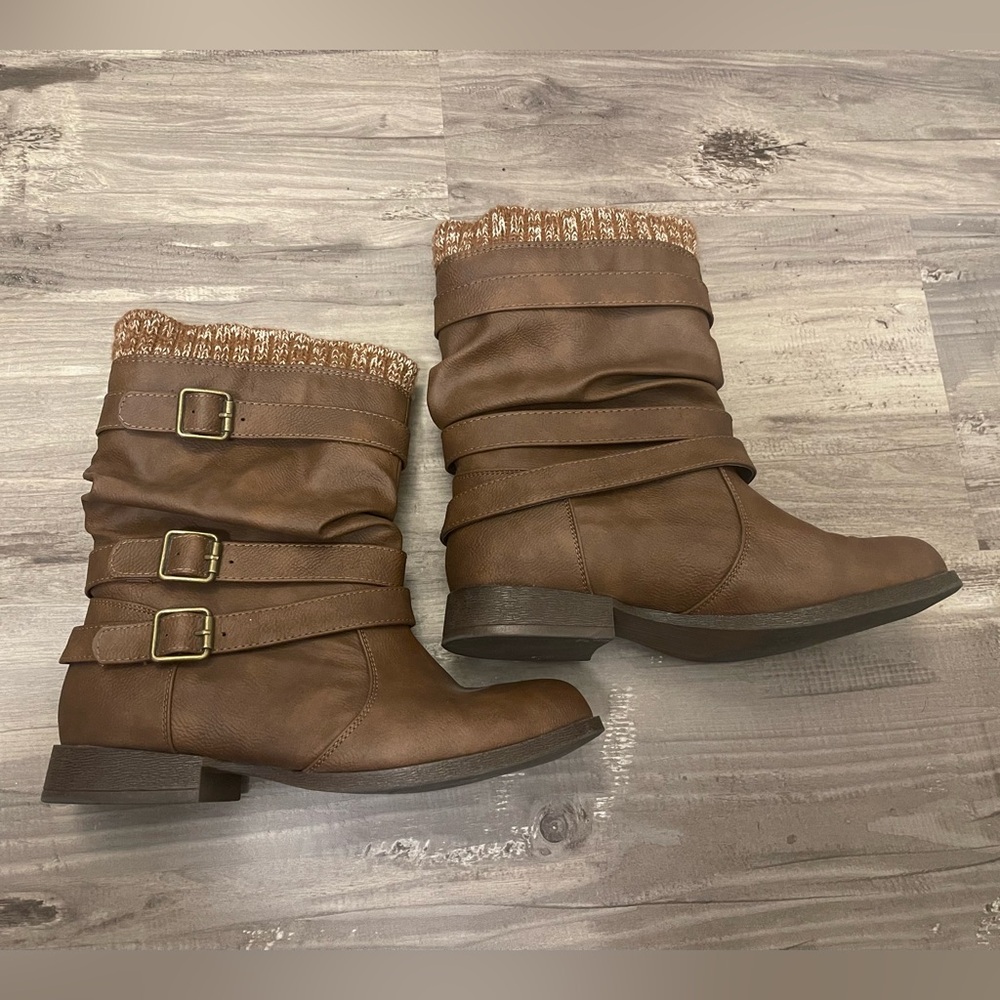 JustFab Nafise Sweater Cuff Boot women’s size 7.5